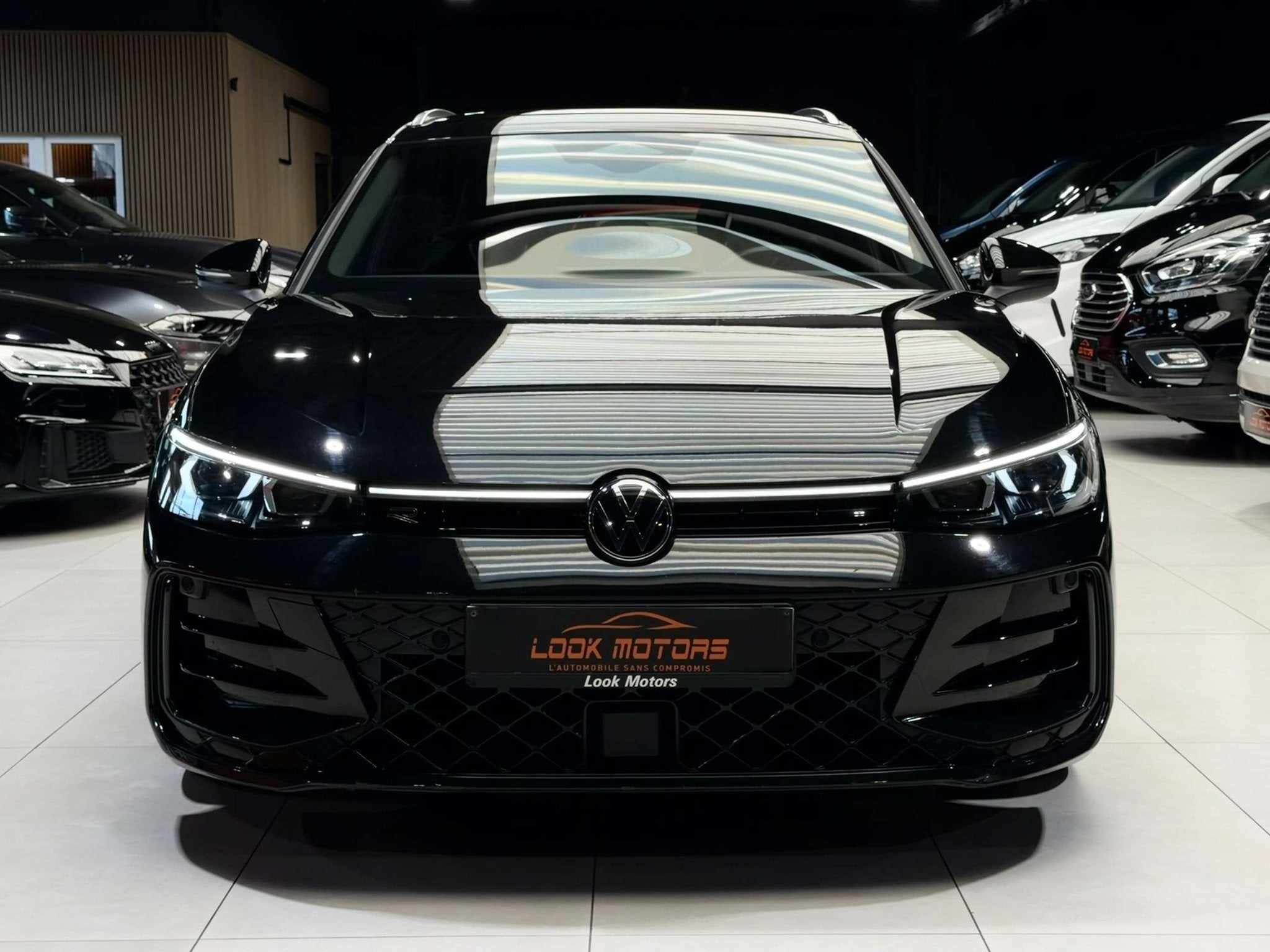 Volkswagen Passat Variant R LINE 2.0 TDI DSG 150CV BLACK iQ, Autos, Cuir, Achat, Entreprise, 1968 cm³