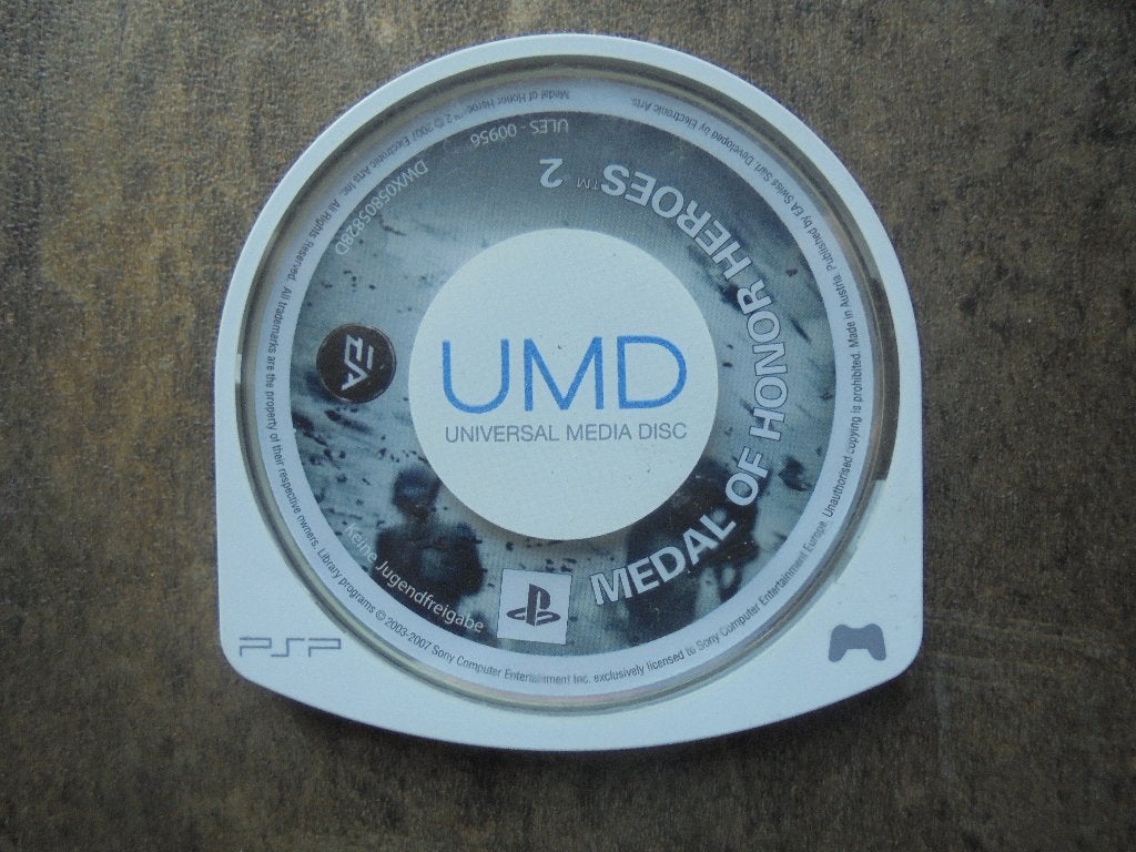 Medal Of Honor Heroes 2 voor PSP (zie foto's) !!!LEZEN!!!, Games en Spelcomputers, Games | Sony PlayStation Portable, Gebruikt