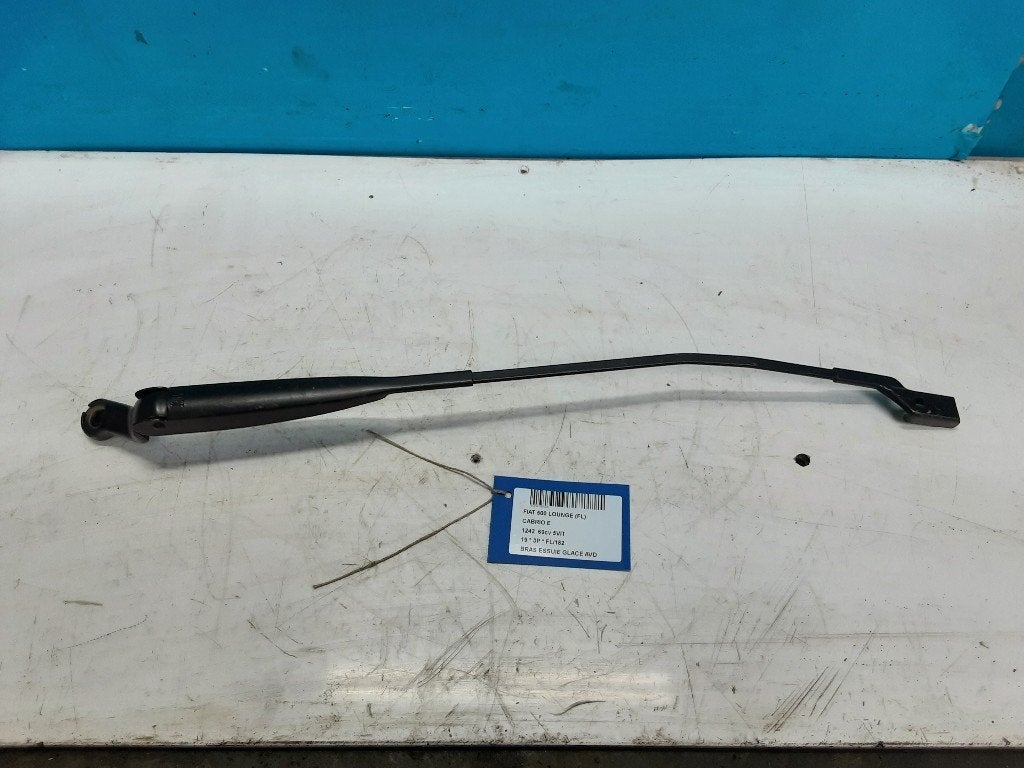 BRAS ESSUIE-GLACE AVANT DROIT Fiat 500C (312) (01-2009/-), Mevr. I. Hauben, Utilisé, Fiat, Rue de l'Espoir 34 34
4030  GRIVEGNÉE, BE