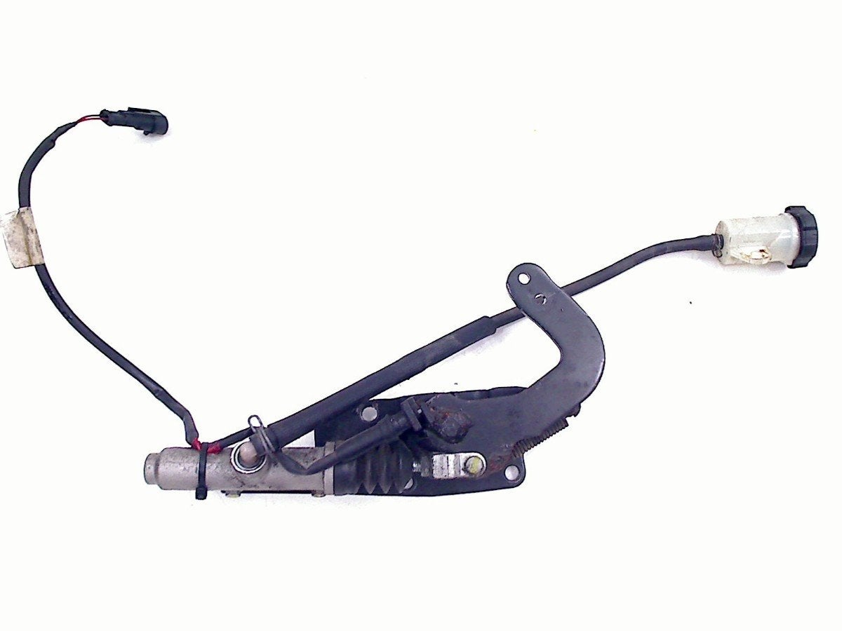 FREIN MAITRE CYLINDRE ARRIÈRE VOETREM MP3 400 2007-2010, Dhr. S. di Majo, Utilisé, Info@cama-motorparts.nl, P.J. Troelstraweg 8 8
3144 CX  MAASSLUIS, NL