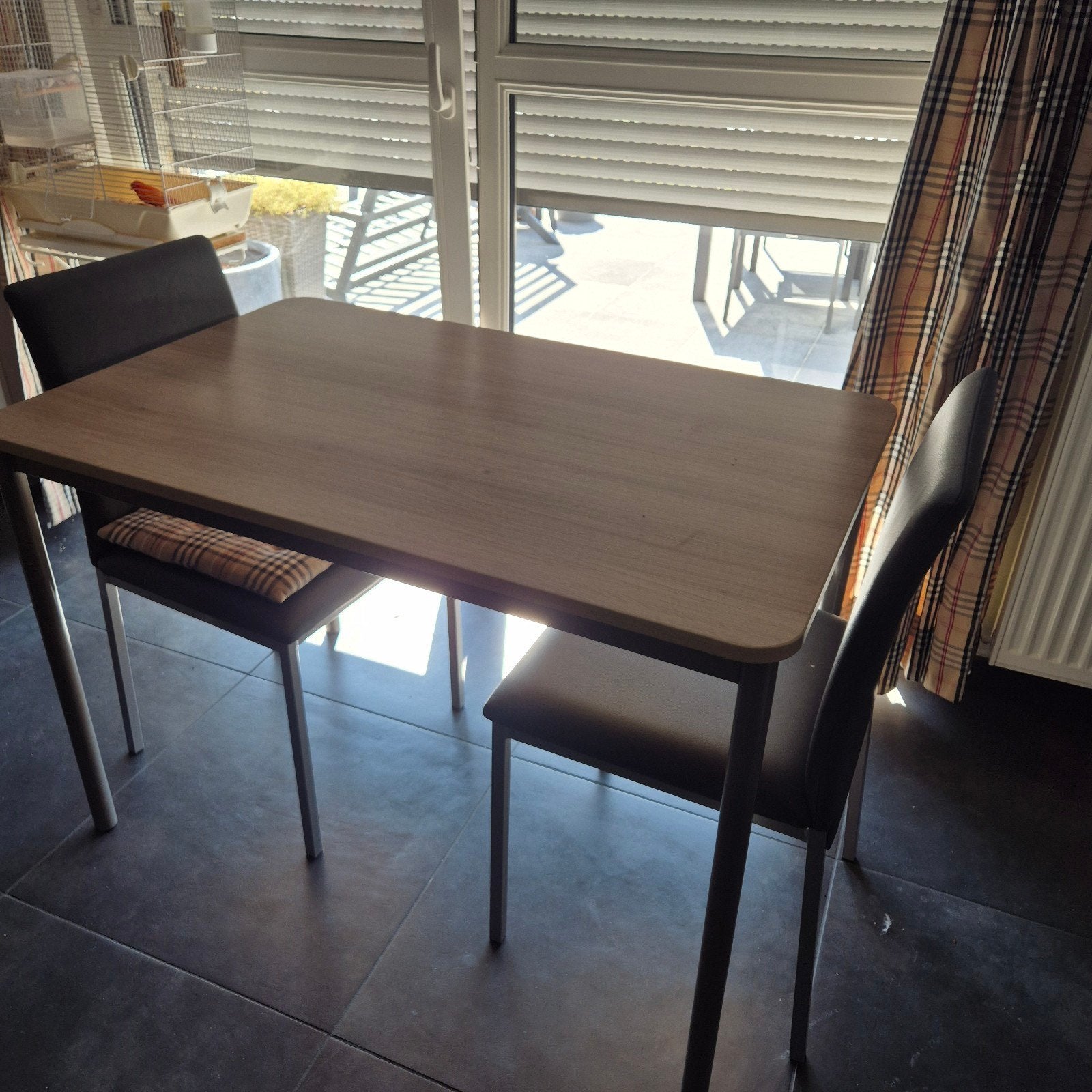 table de cuisine et 4 chaises, Enlèvement