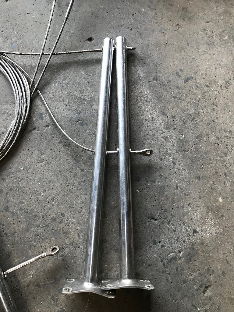 4 palen RVS met stalen kabels met ogen. Leuning, Ophalen, Gebruikt, Overige typen