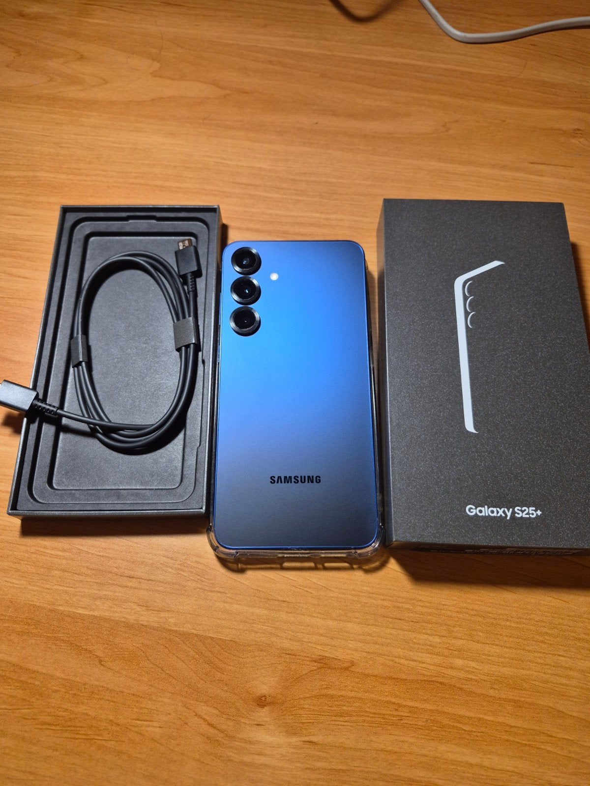 Samsung Galaxy S25+ 256GB coloris bleu, Télécoms, Téléphonie mobile | Samsung, 10 mégapixels ou plus, Comme neuf, Enlèvement, Bleu
