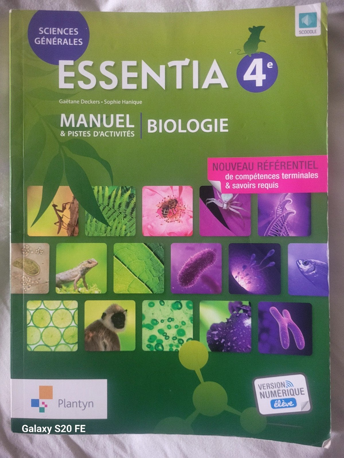 ESSENCIA 4e, Boeken, Informatica en Computer, Ophalen