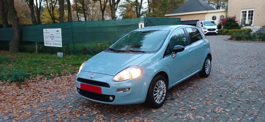 Fiat Punto 1.2i BJ05/2015 89350km NAV. N.RIEM.1jaar Garantie, Auto's, Fiat, Euro 5, 1242 cc, 5 deurs, Particulier