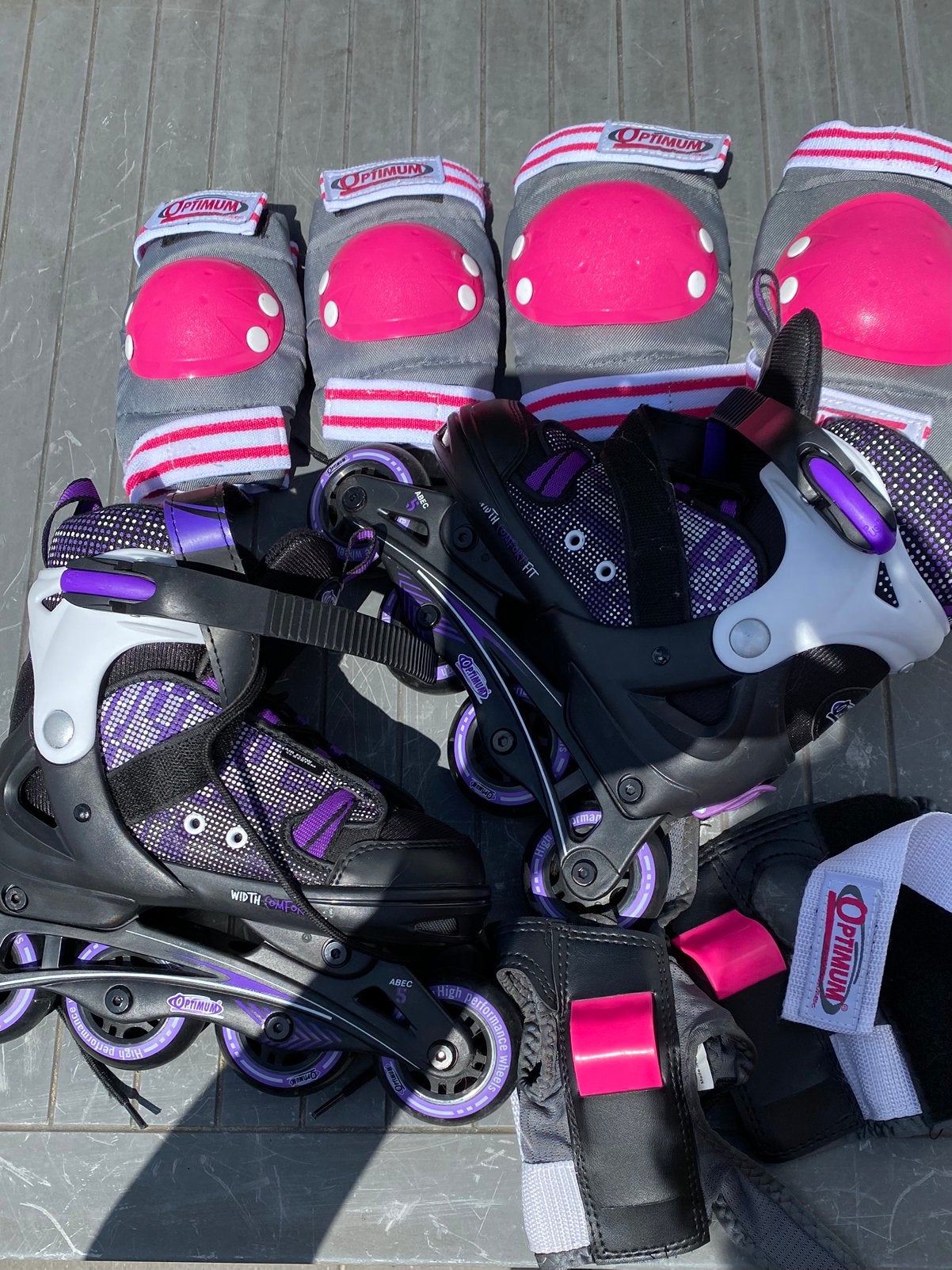 Set skeelers en beschermers Optimum 33-36, Sport en Fitness, Skeelers, Overige merken, Kinderen, Ophalen of Verzenden, Zo goed als nieuw