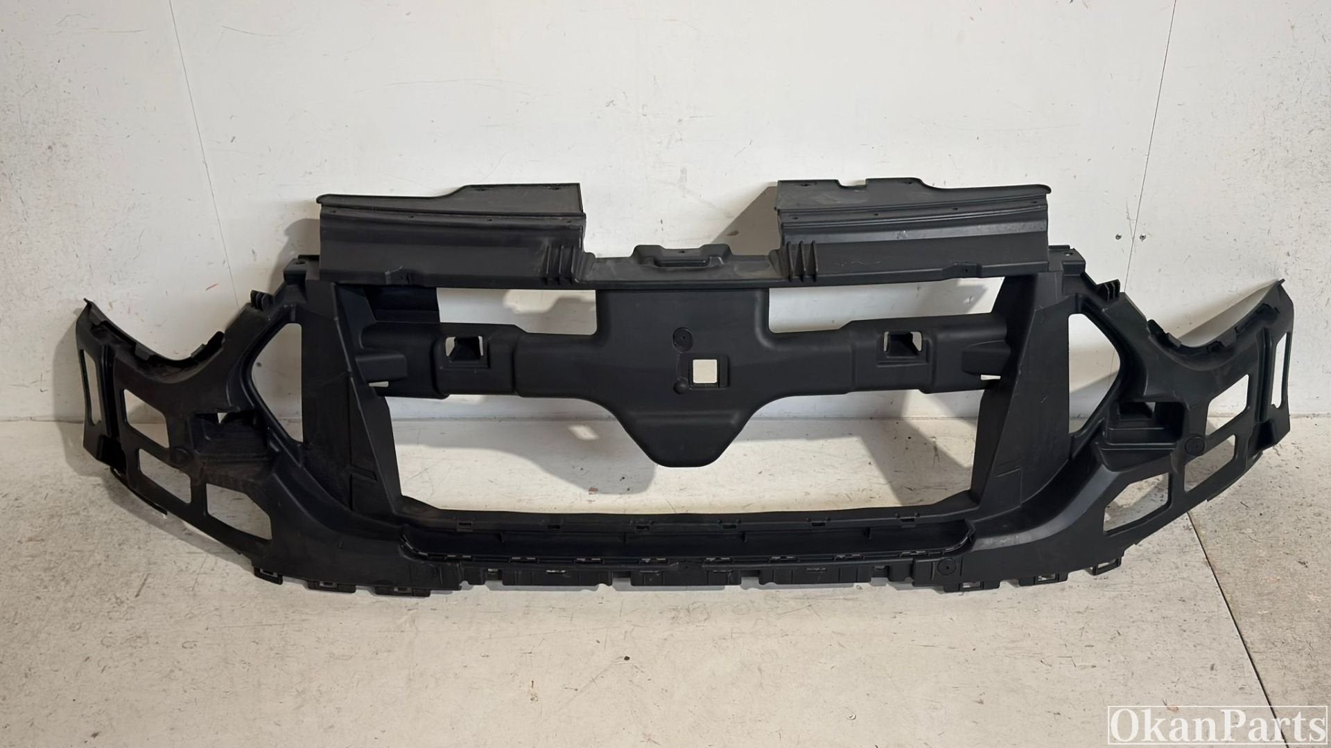 Ford Transit Custom Facelift Grille houder JK21-17E778-A, Info@fabrikant.eu, Fabrikant BV, Gebruikt, Fabrikantstraat 1
1000 AA  Amsterdam, NL