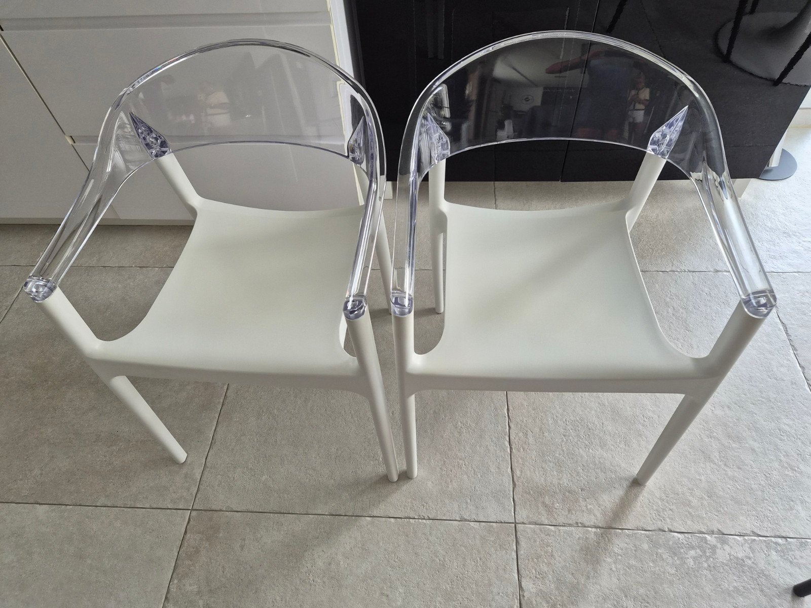 Stoelen, Ophalen, Twee