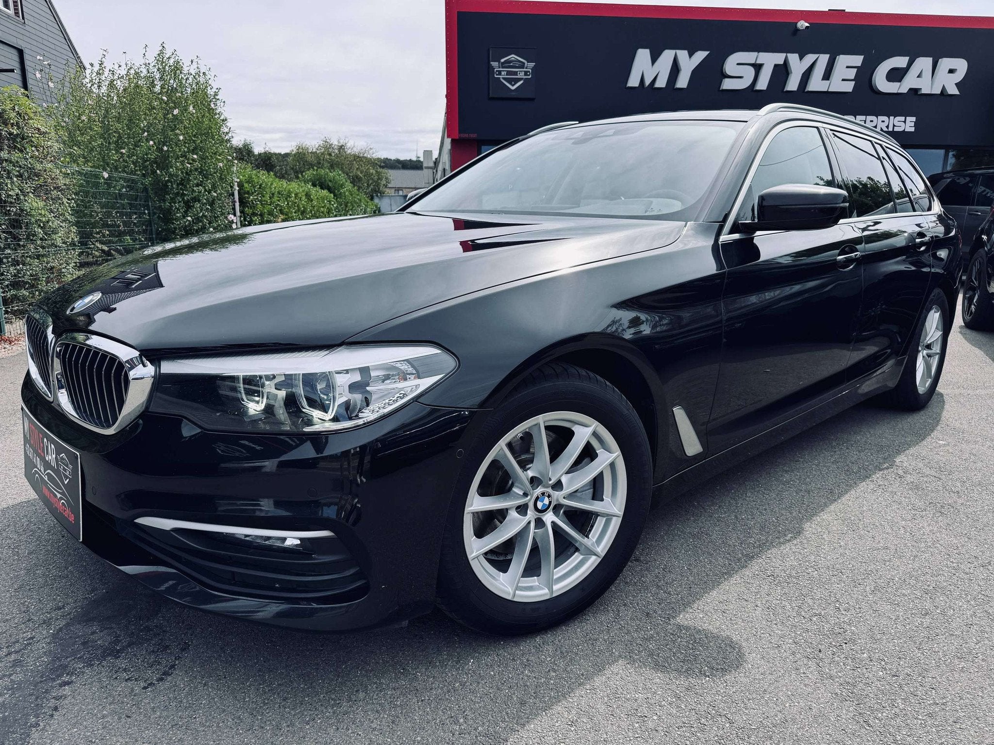 BMW 5 Serie 518 Touring 518d AUTOMATIQUE, Cuir, Navi, Garant, Euro 6, Entreprise, 5 portes, Automatique