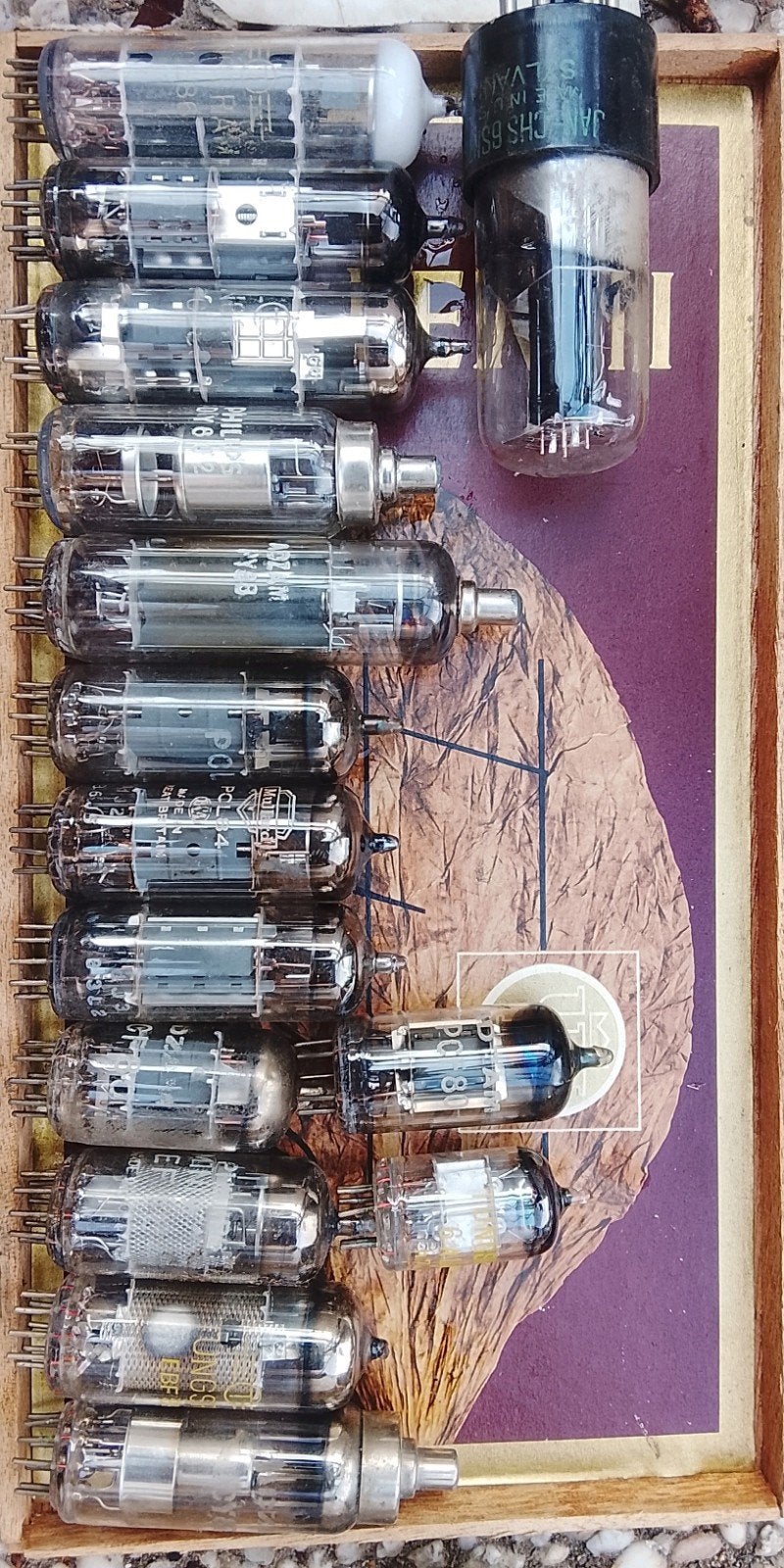 Mooie partij originele vintage radiobuizen en elektronenbuiz, Ophalen of Verzenden, Buis of Buizen