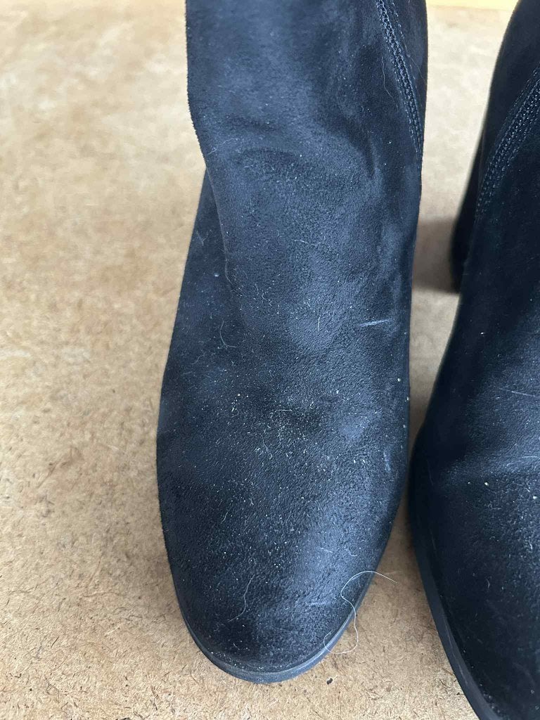 Bottes à talons noires, Vêtements | Femmes, Chaussures à haut talons, Chaussea, Enlèvement, Porté