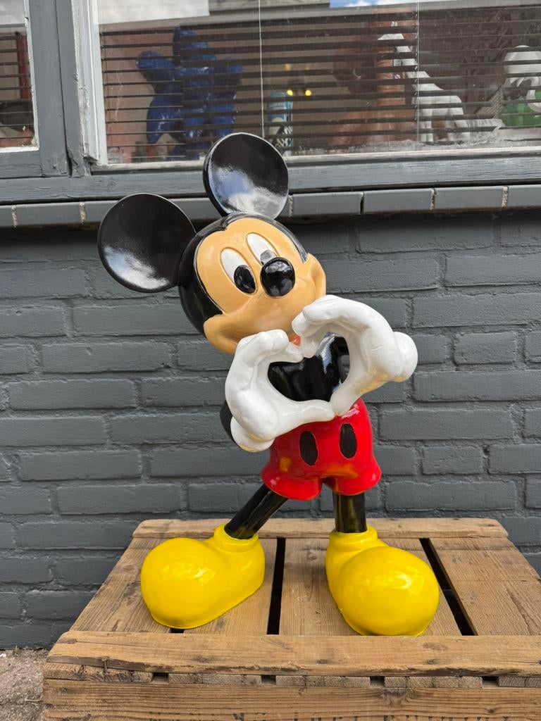 Disney Mickey Mouse beeld hartje, Verzamelen, Disney, Gebruikt, Beeldje of Figuurtje, Mickey Mouse, Ophalen