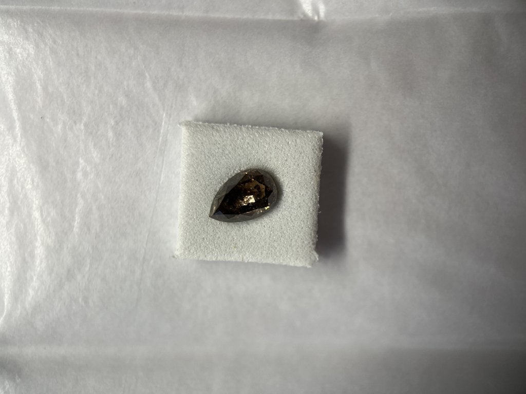 Poire naturelle Brilliant 1,38 carat très bon état (68), Enlèvement ou Envoi, Neuf