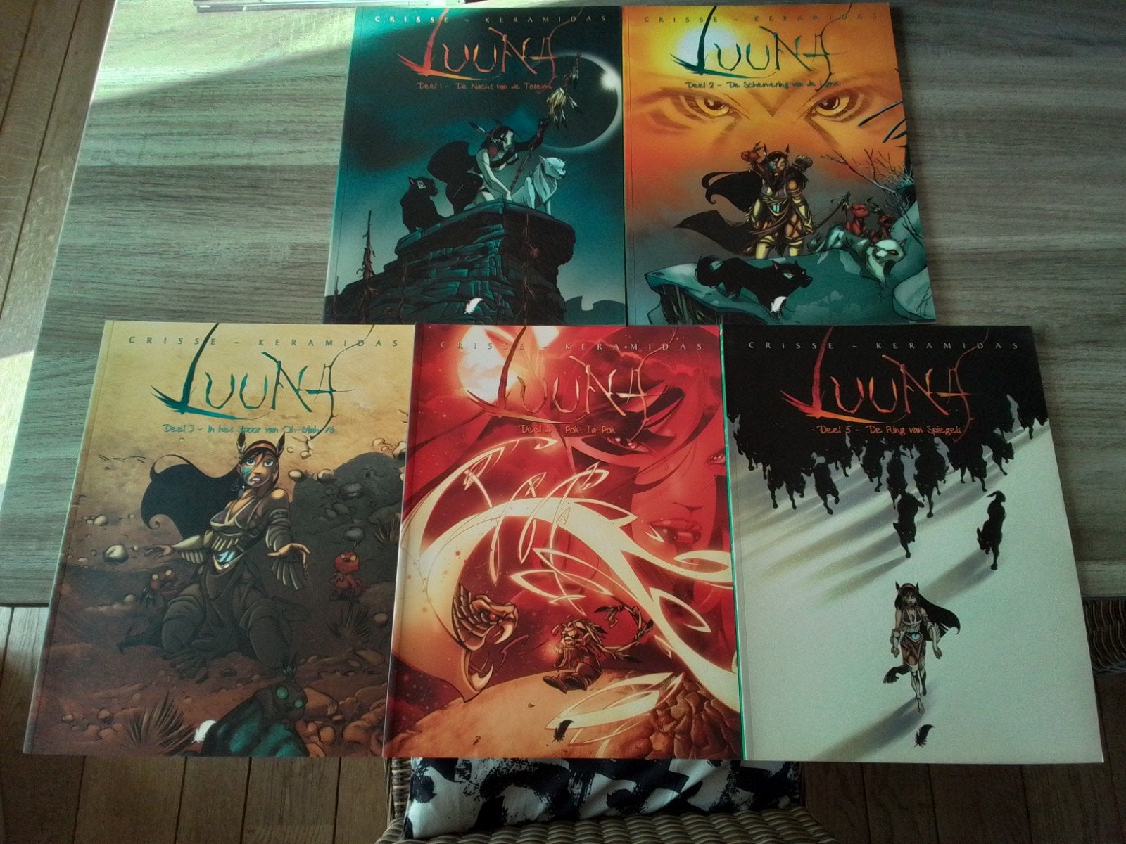 luuna 1 tm 5 sc, Boeken, Ophalen of Verzenden, Zo goed als nieuw