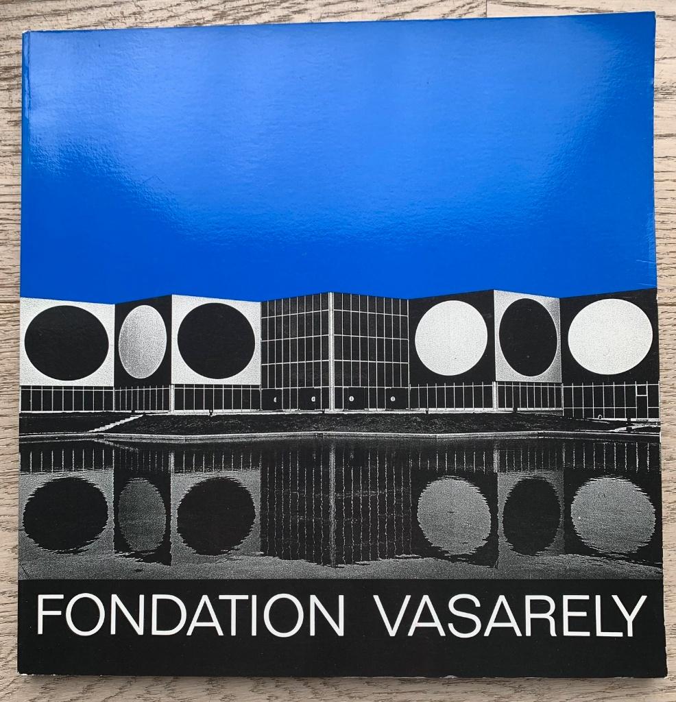 Kunstboek Fondation Vasarely, Boeken, Ophalen of Verzenden, Gelezen, Schilder- en Tekenkunst