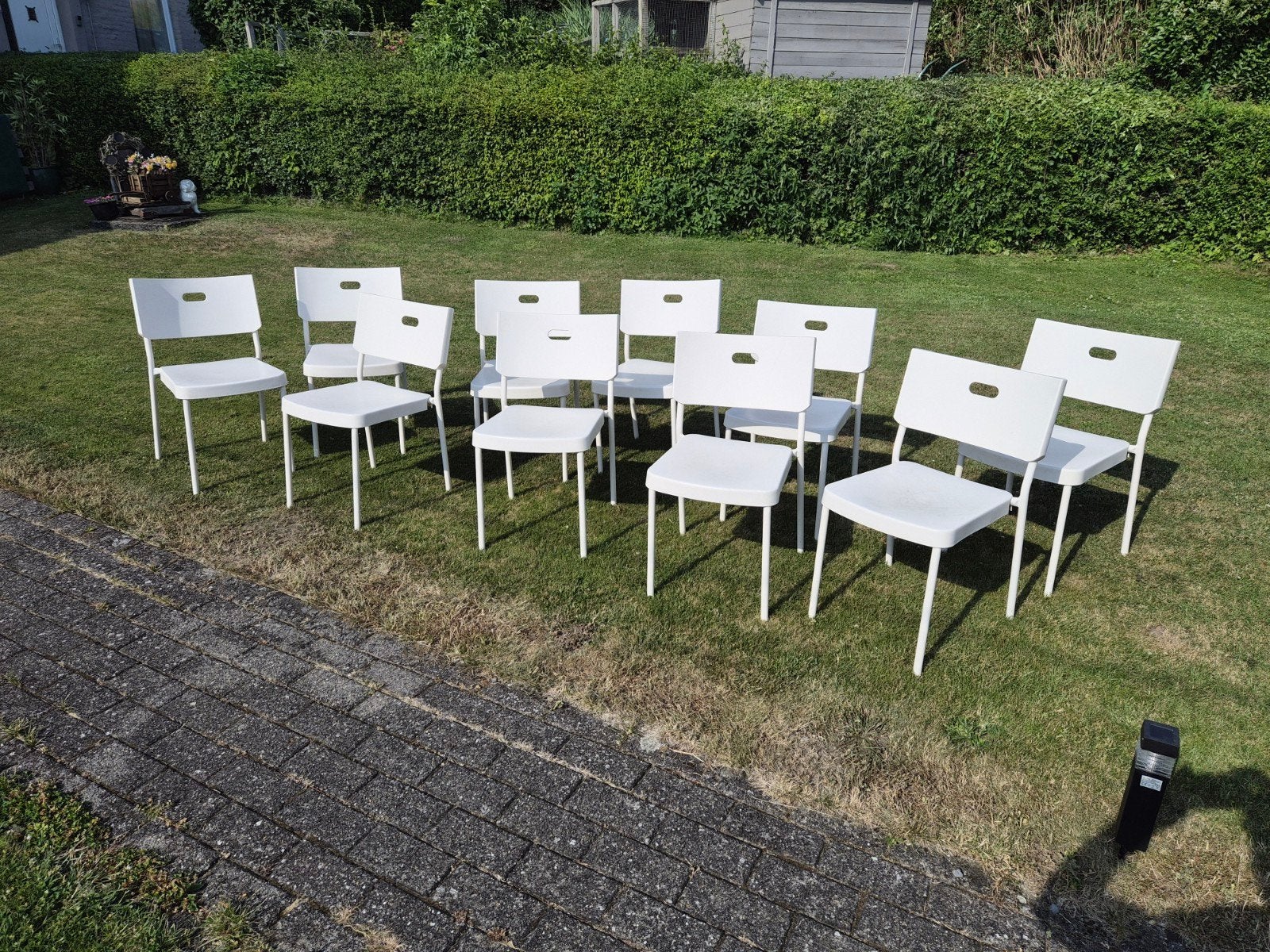 A vendre 10 chaises