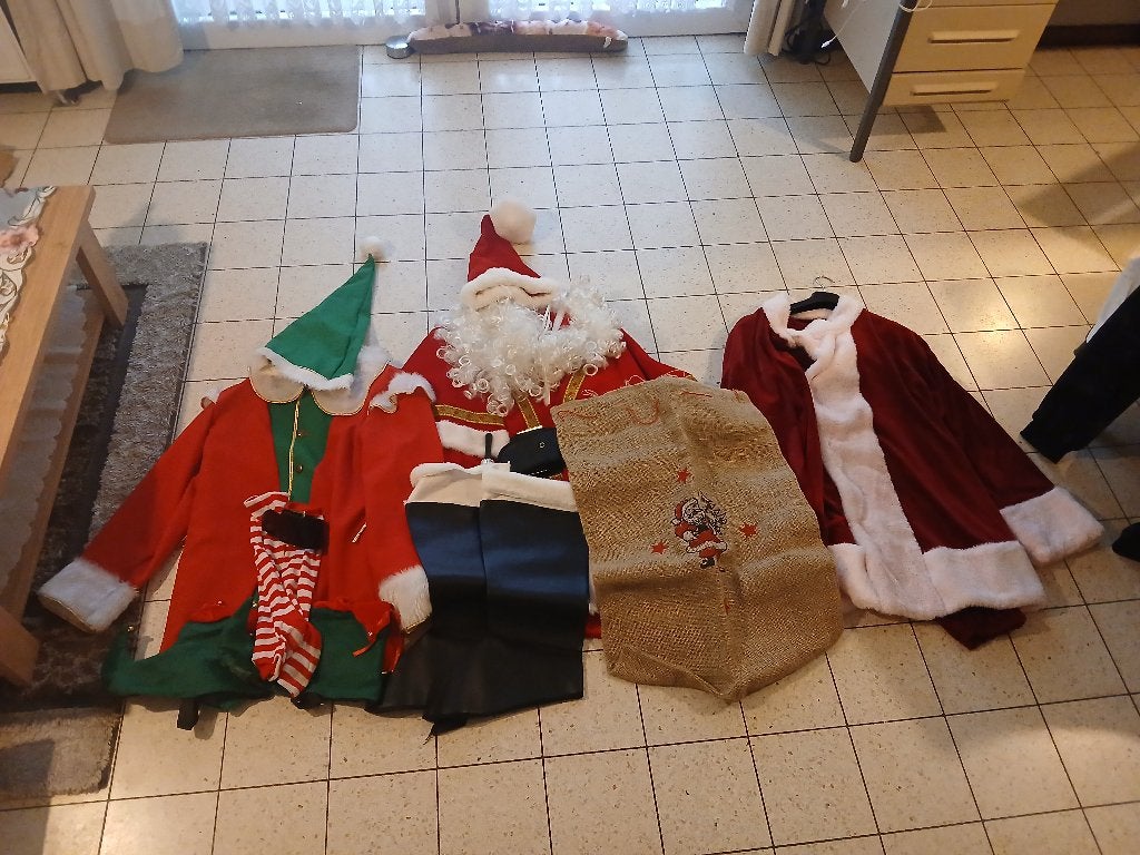 kostuum kerstman + elf compleet, Ophalen, Zo goed als nieuw