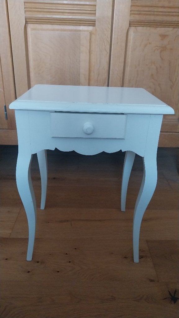 Table d'appoint ou de chevet, Maison & Meubles, Enlèvement, Utilisé, Bois