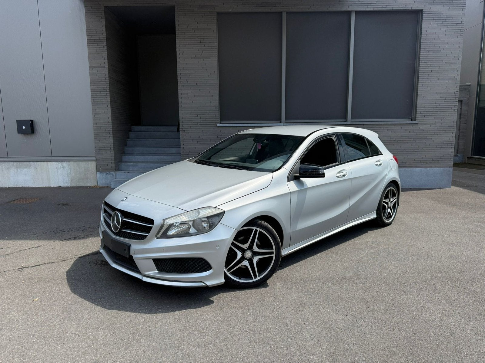 Mercedes A180 AMG Sport | Essence | Version sportive, 90 kW, Achat, Entreprise, Boîte manuelle