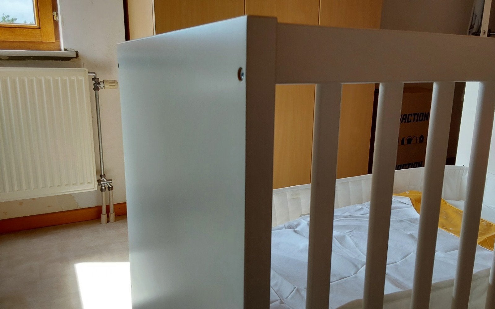 kinderbedje 60x 120 met 2 lades , ikea, Enfants & Bébés, Enlèvement, Comme neuf