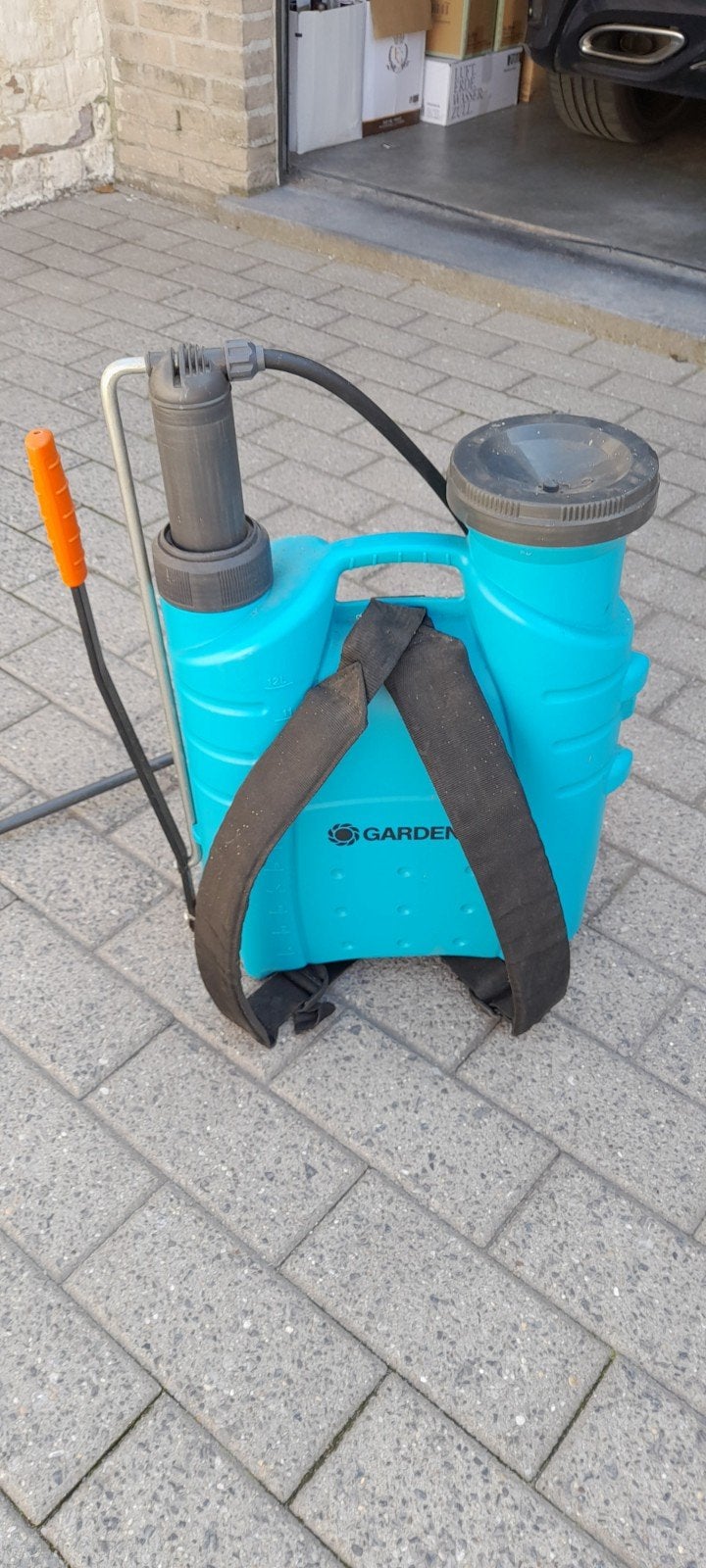 Sproeier Gardena, Ophalen