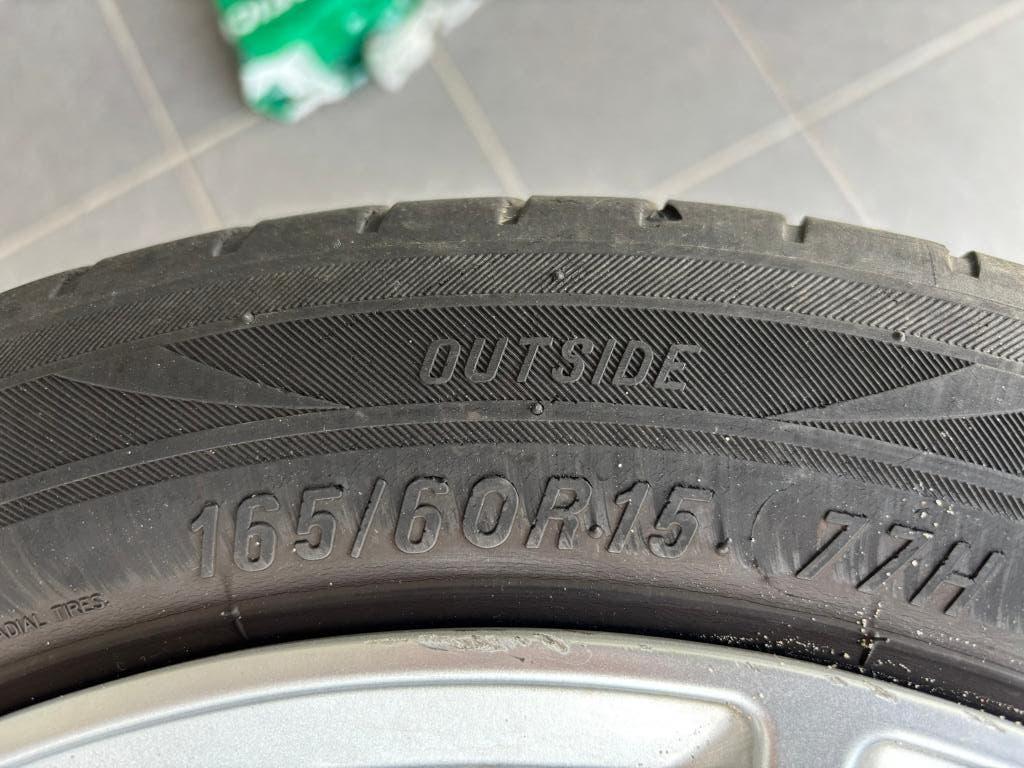 4 zomerbanden op velg – 165/60 R15, Auto-onderdelen, Banden en Velgen, Ophalen, Gebruikt, 15 inch, Banden en Velgen