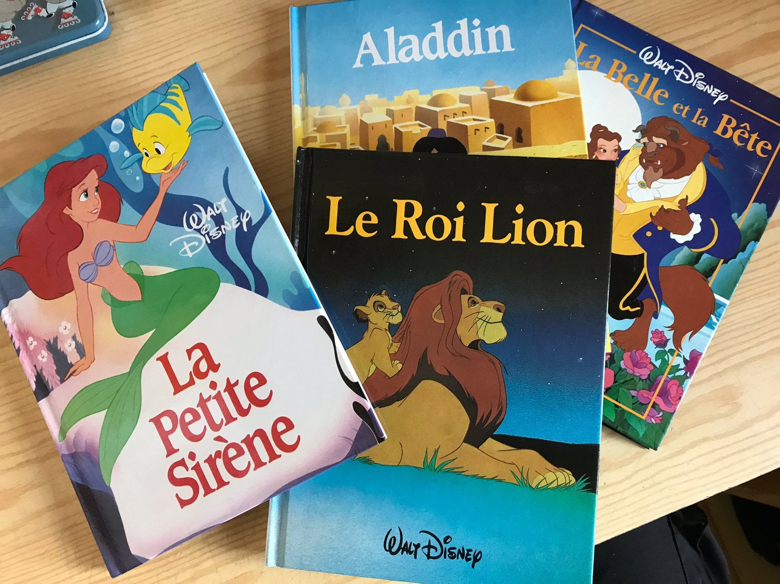 Quatre livres pour enfants de Walt Disney, Collections, Enlèvement, Autres personnages, Comme neuf, Autres types