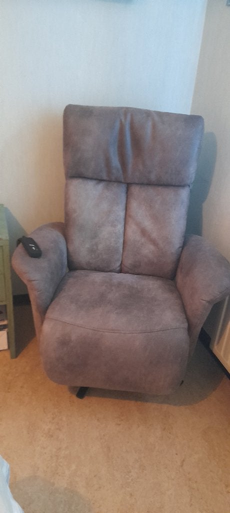 NIEUWE RELAXZETEL elektrisch grijze kleur, Ophalen, Minder dan 75 cm, Leer, Zo goed als nieuw