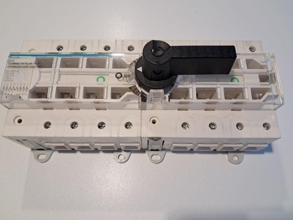 4-polige omschakelschakelaar, Doe-het-zelf en Bouw, Overige Doe-Het-Zelf en Bouw, Zo goed als nieuw, Ophalen of Verzenden