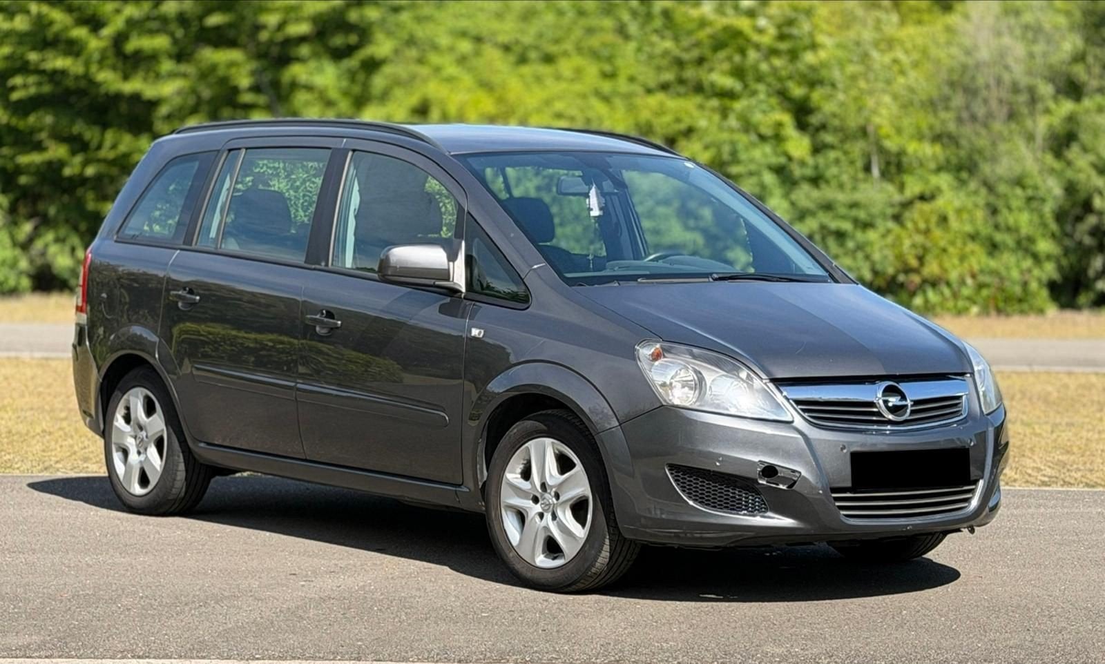 Zafira 1.6 Essence — 7 places — Euro 5 — Homologué, Autos, 90 kW, Euro 5, Entreprise, 7 places