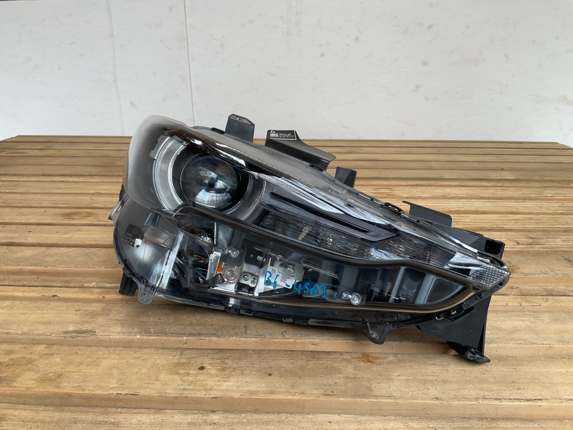 Phare Mazda CX-5 2017 2022 droit KB8N51030 b6-8377, Autos : Pièces & Accessoires, Shinchi, Fuchu-Cho 3-1
730-8670  Hiroshima, Mazda Motor Corporation