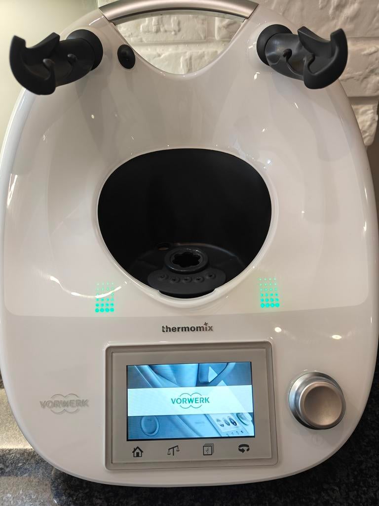Thermomix TM5, Elektronische apparatuur, 2 tot 3 liter, Ophalen of Verzenden, Gebruikt, 3 snelheden of meer