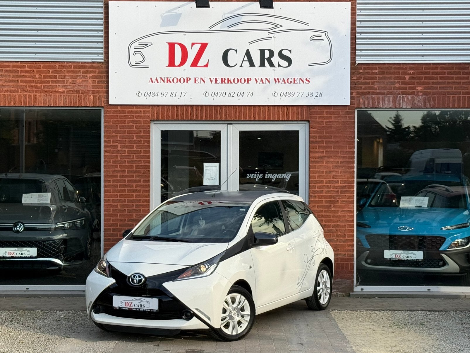 TOYOTA AYGO 1.0I 69PK |AIRCO | BLUETOOTH | CAMERA | LED |, Auto's, Toyota, Voorwielaandrijving, Stof, https://public.car-pass.be/vhr/0bdbc12d-61ad-4dbb-a2ec-6b889cc2fa19