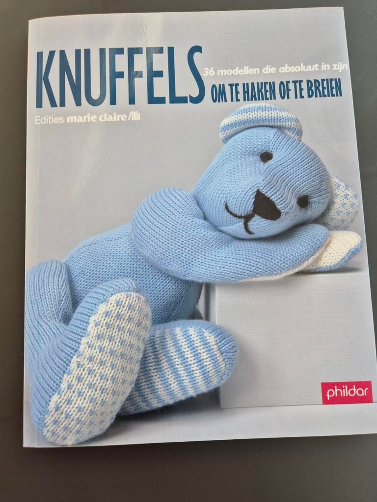 Boekje knuffels ol te haken of te breien, Hobby en Vrije tijd, Breien en Haken, Ophalen of Verzenden, Breien
