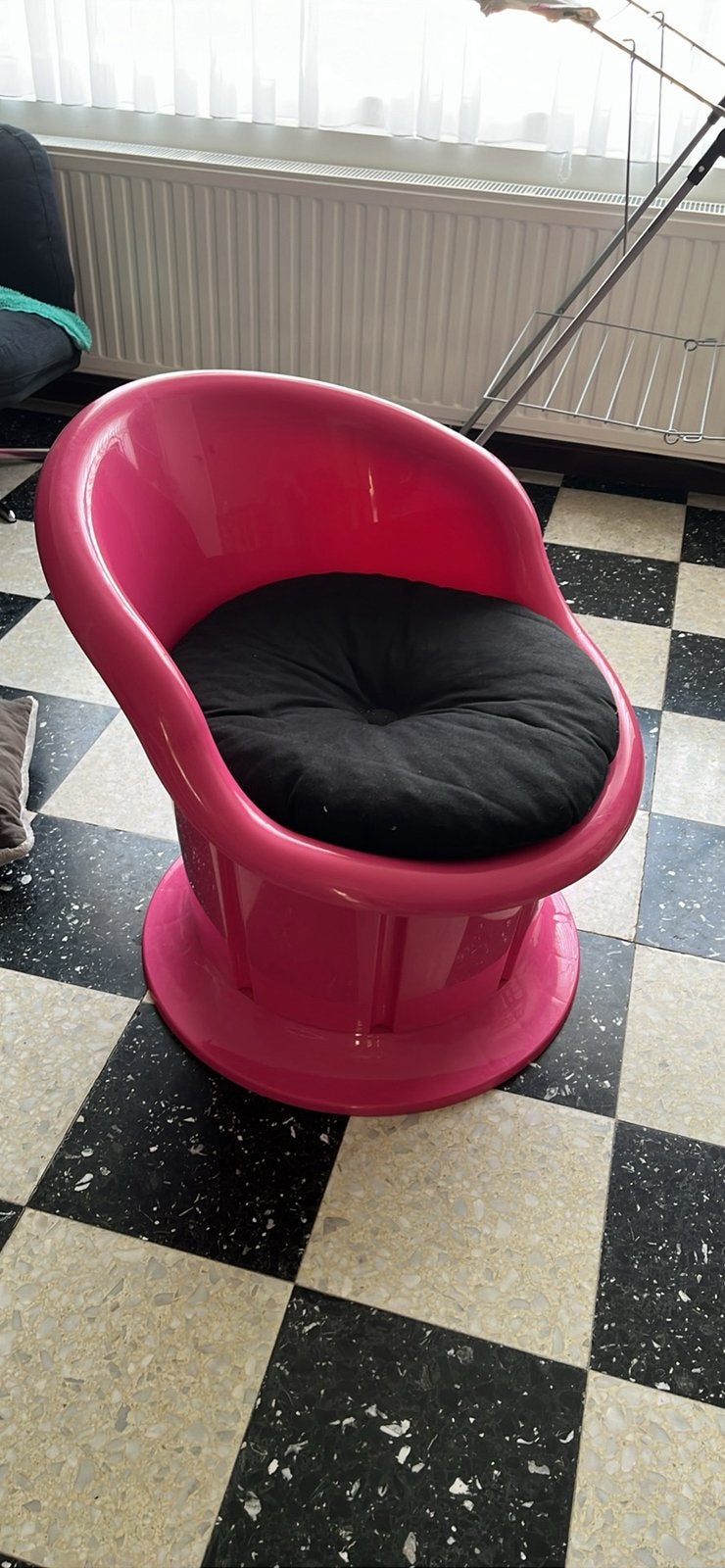 Roze stoel, Ophalen, Zo goed als nieuw