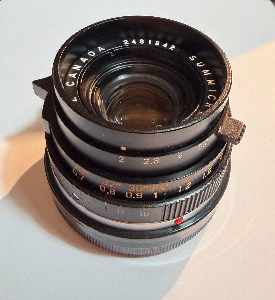 Leica Canada Summicron 2,0/35 mm sans fil de filtre Rare, Monture Leica M, Enlèvement ou Envoi, Mise au point manuelle, 35 mm