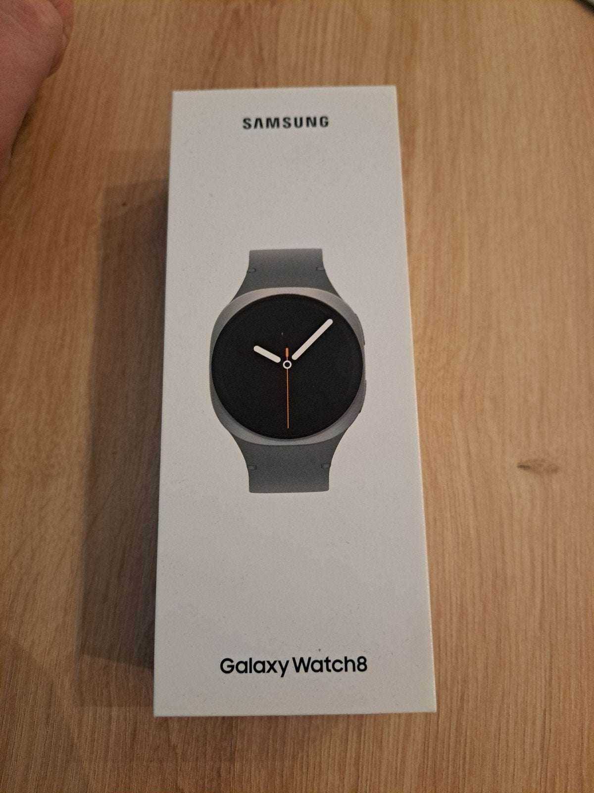 Galaxy smart watch 8 LTE 40MM. nieuw met garantie, Ophalen