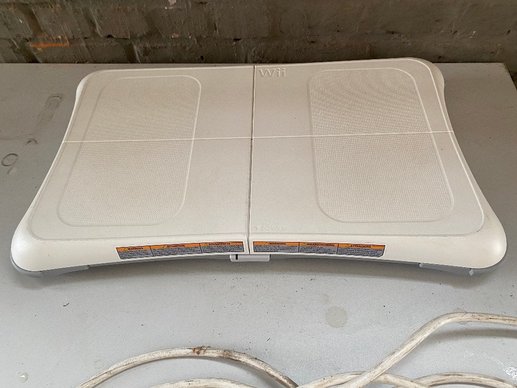 Wii Fitboard, Ophalen of Verzenden, Zo goed als nieuw, Zonder controller, Met Balance Board