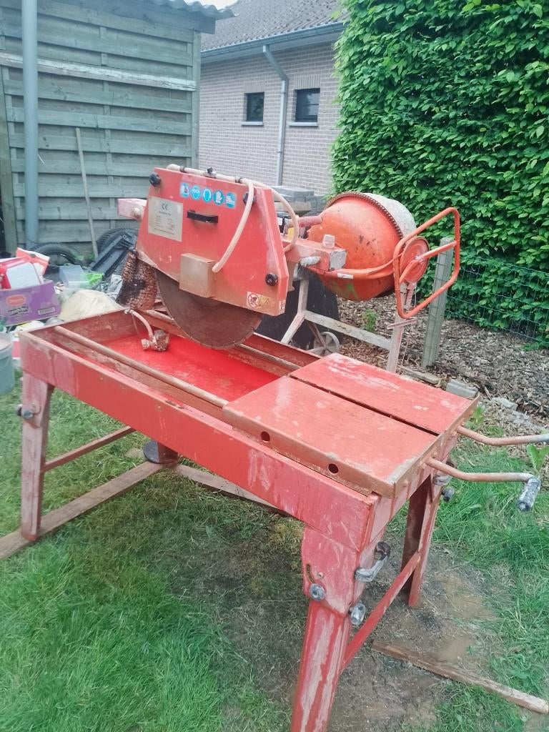 Steenzaagmachine, Ophalen of Verzenden, Zo goed als nieuw