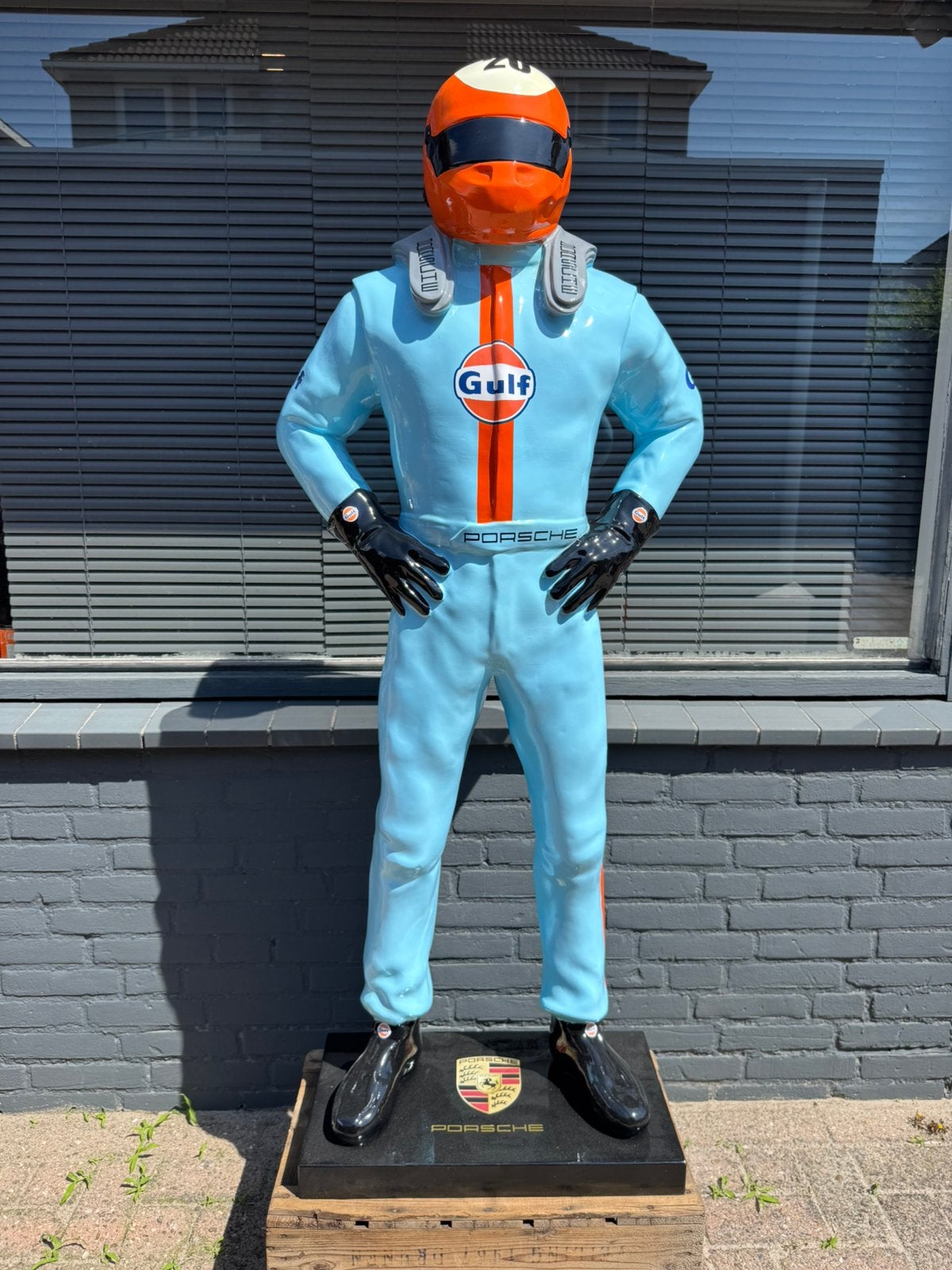 Lifesize reclame beeld Gulf coureur Porsche, Verzamelen, Ophalen, Zo goed als nieuw, Mens