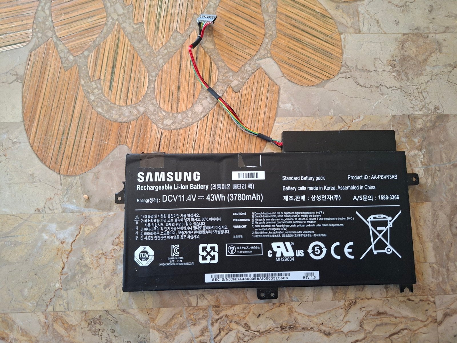 Samsung laptop batterij NP450R5E, Computers en Software, Accu's en Batterijen, Ophalen, Niet werkend, Samsung