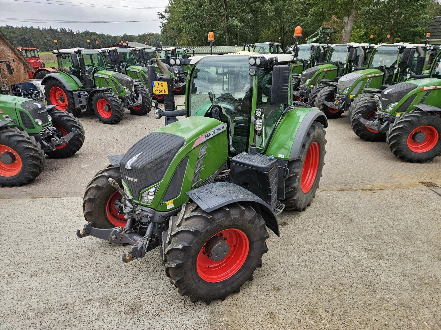 Fendt 716 S4 Profi Plus +Bandendruk systeem 714 718 720, Articles professionnels, Agriculture | Tracteurs, Info@robluijkx.nl, Utilisé