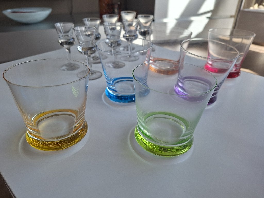 set glazen + borden + kopjes, Huis en Inrichting, Ophalen, Zo goed als nieuw, Overige typen