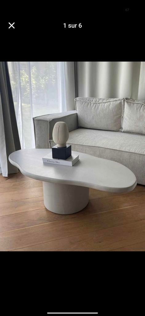 Table basse en mortex neuve, Enlèvement