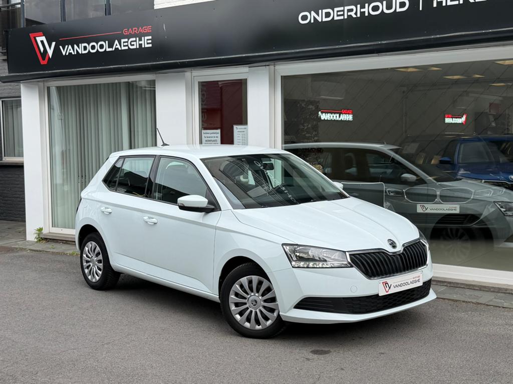 Skoda Fabia 1.0i Siege chauffant - Clima  - AppleCarPlay, Autos, Skoda, Achat, Electronic Stability Program (ESP), Entreprise