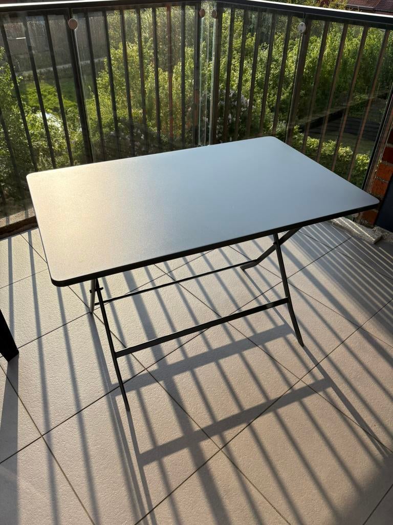 Grijze metalen klaptafel, Tuin en Terras, Ophalen, Zo goed als nieuw