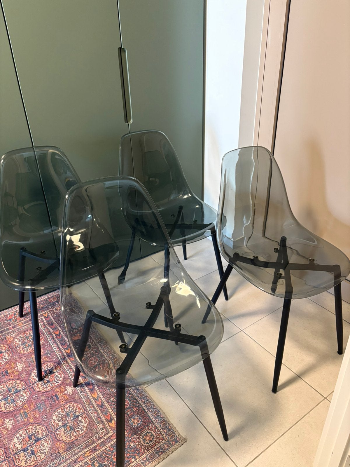 Chaises en plastique avec pieds en acier, Maison & Meubles, Chaises, Enlèvement, Noir, Synthétique