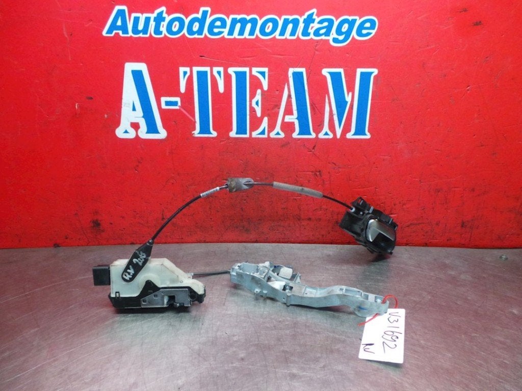 PORTIERSTANGEN RECHTS ACHTER 208 I (CA / CC / CK / CL), Kontakt-peugeot@peugeot.com, Gebruikt, Peugeot Deutschland GmbH, Bahnhofsplatz
65423  Rüsselsheim, DE