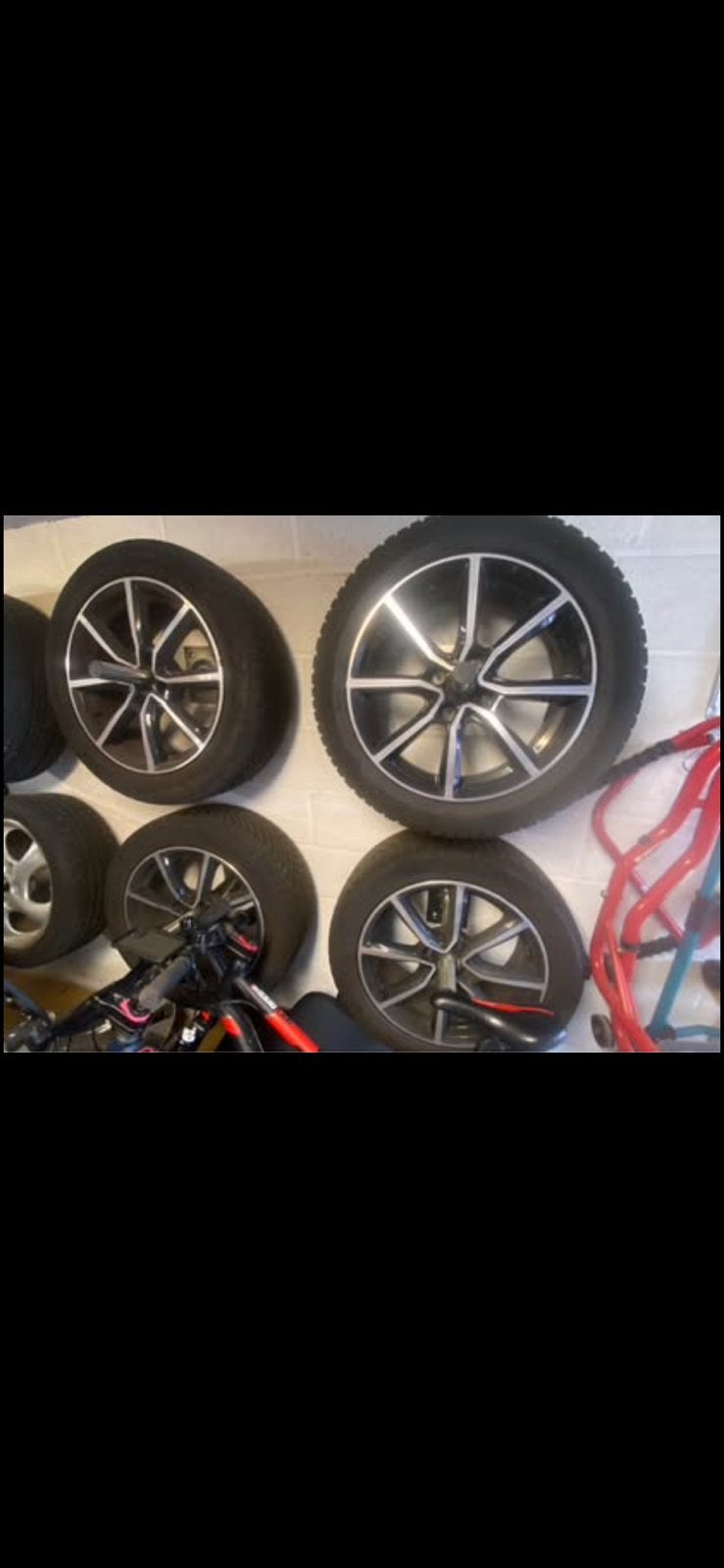 Jantes et pneu hiver 17p Citroën peugeot, Autos : Pièces & Accessoires, Enlèvement