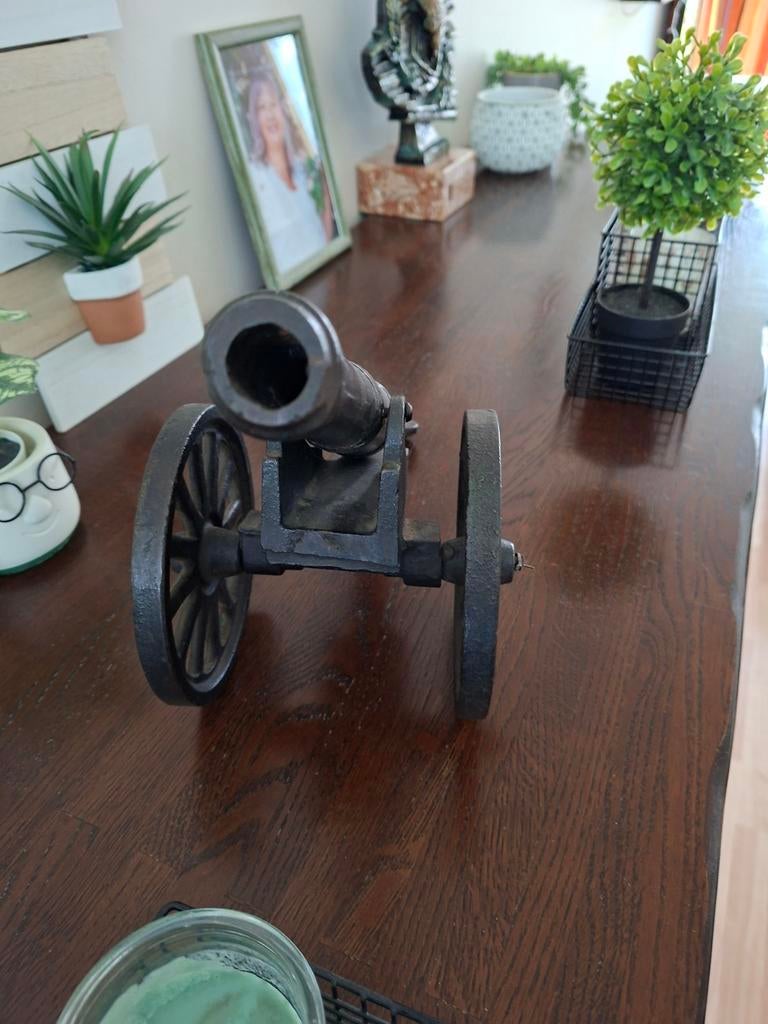 Te koop kanonnetje, Ophalen